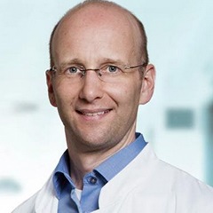 Frontal face image of Martin Weihrauch, M. D.
